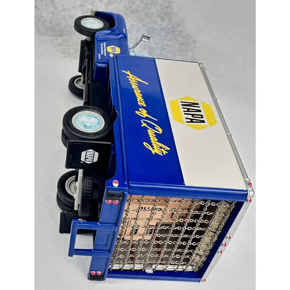 A41 1999 Napa Diecast GMC Truck Preowned